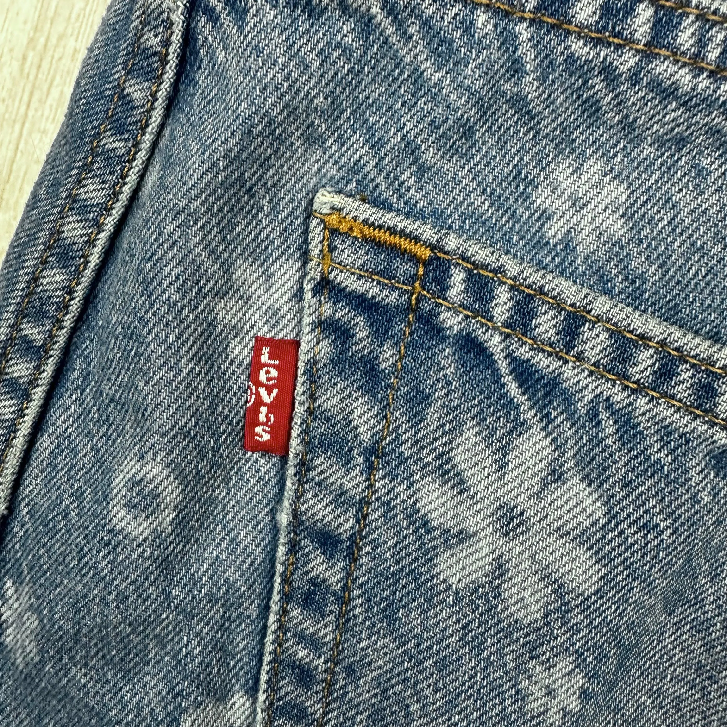 Levis Flower Denim Petite Boot Flare Jeans- Size 32