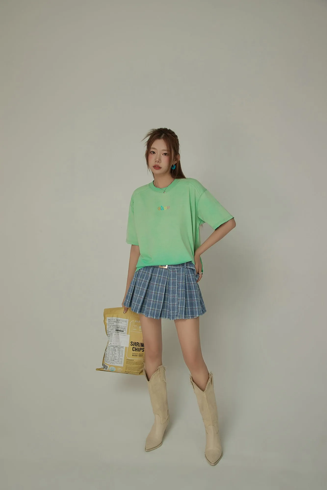 Rainbow Chuu Logo Gradient Raglan T-Shirt